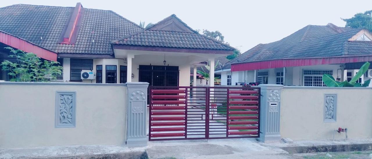 Sofea Guest House Kemaman Chukai Kültér fotó